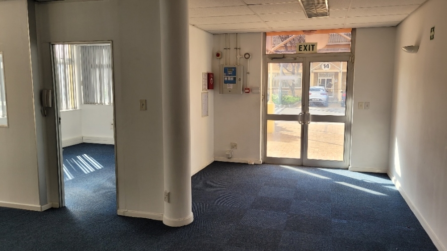 To Let commercial Property for Rent in Montague Gardens Western Cape